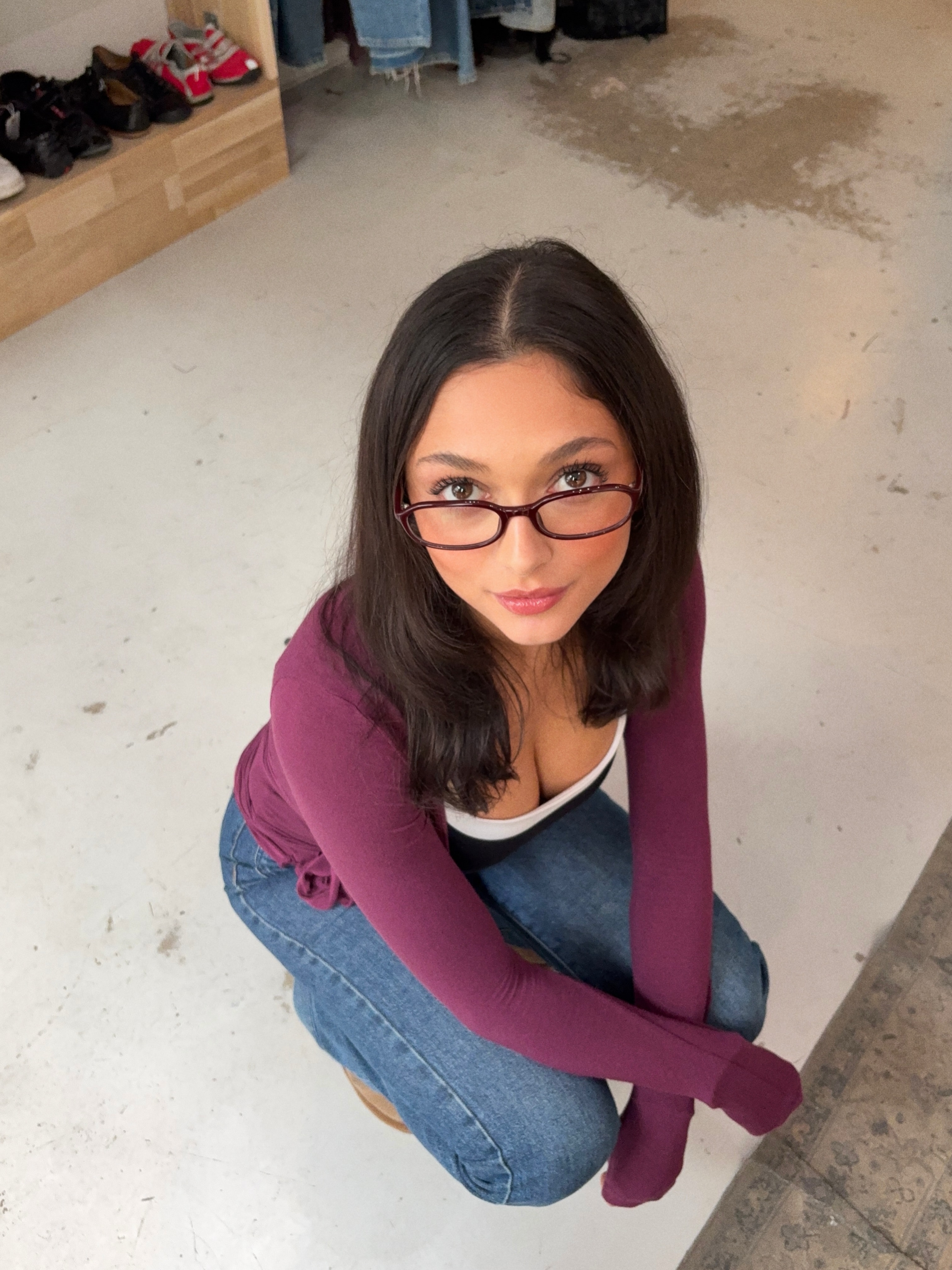 Tb to longer hair </3
Pants: vintage @roxy
Glasses: @chimi
Wraptop: @exercere_