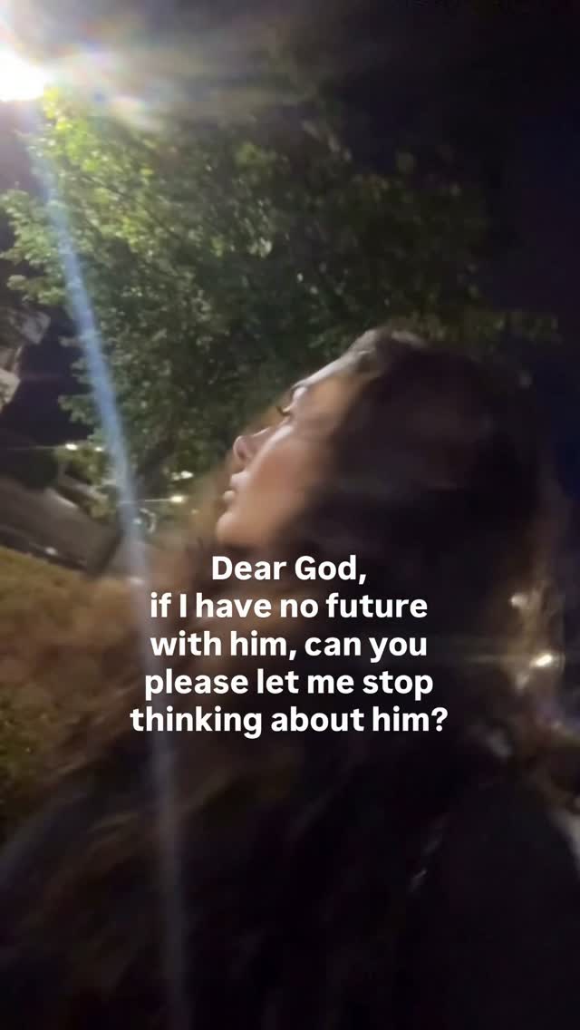 😭