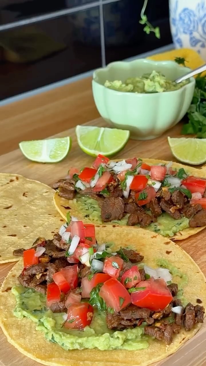Simple but effective dinner beef tacos with fresh pico de gallo and guac 🌮 easy, high-protein, and better than takeout