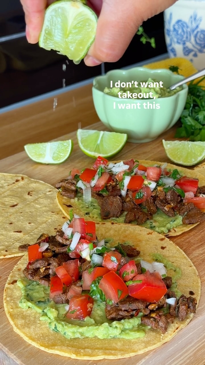 beef tacos with fresh pico de gallo and guac 🌮 easy, high-protein, and better than takeout
for the beef:
ground beef,